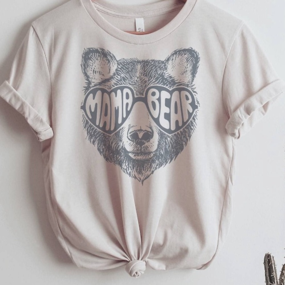 NWOT White & Grey Cute Mother Mama Bear Short Sleeve Graphic Tee - Picture 2 of 5